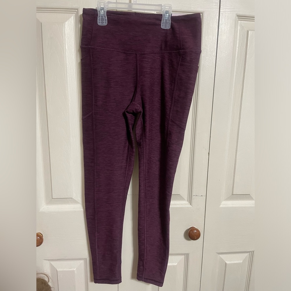 Women’s Victorias Secret Studio High Rise 7/8 Soft Leggings Size 6 NWT